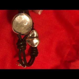 UNO de 50 Jewelry - Uno De 50 Love Heart Leather Bracelet UNO de 50 Jewelry - Uno De 50 Love Heart Leather Bracelet